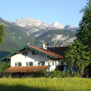 https://alpenhof-punzenlehen.com-bavaria.com